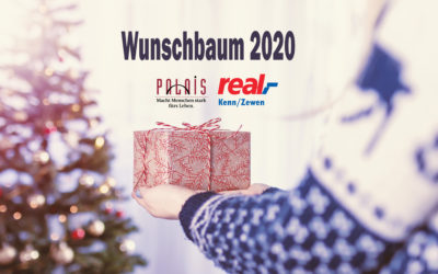 Der »real- Wunschbaum« mit über 130 Kinderwünschen